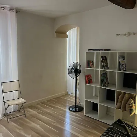 Centre Historique Apartment