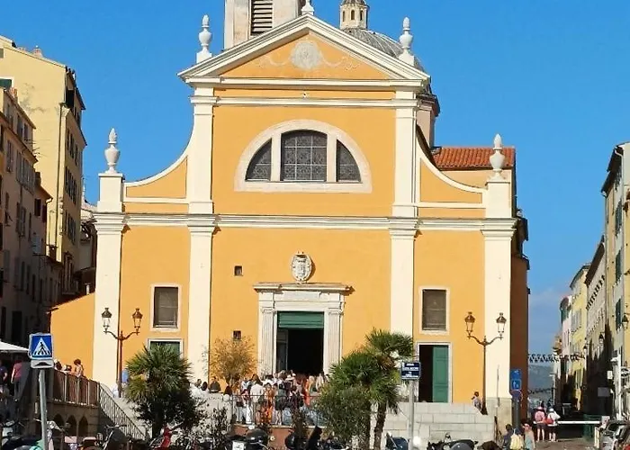Centre Historique Apartment